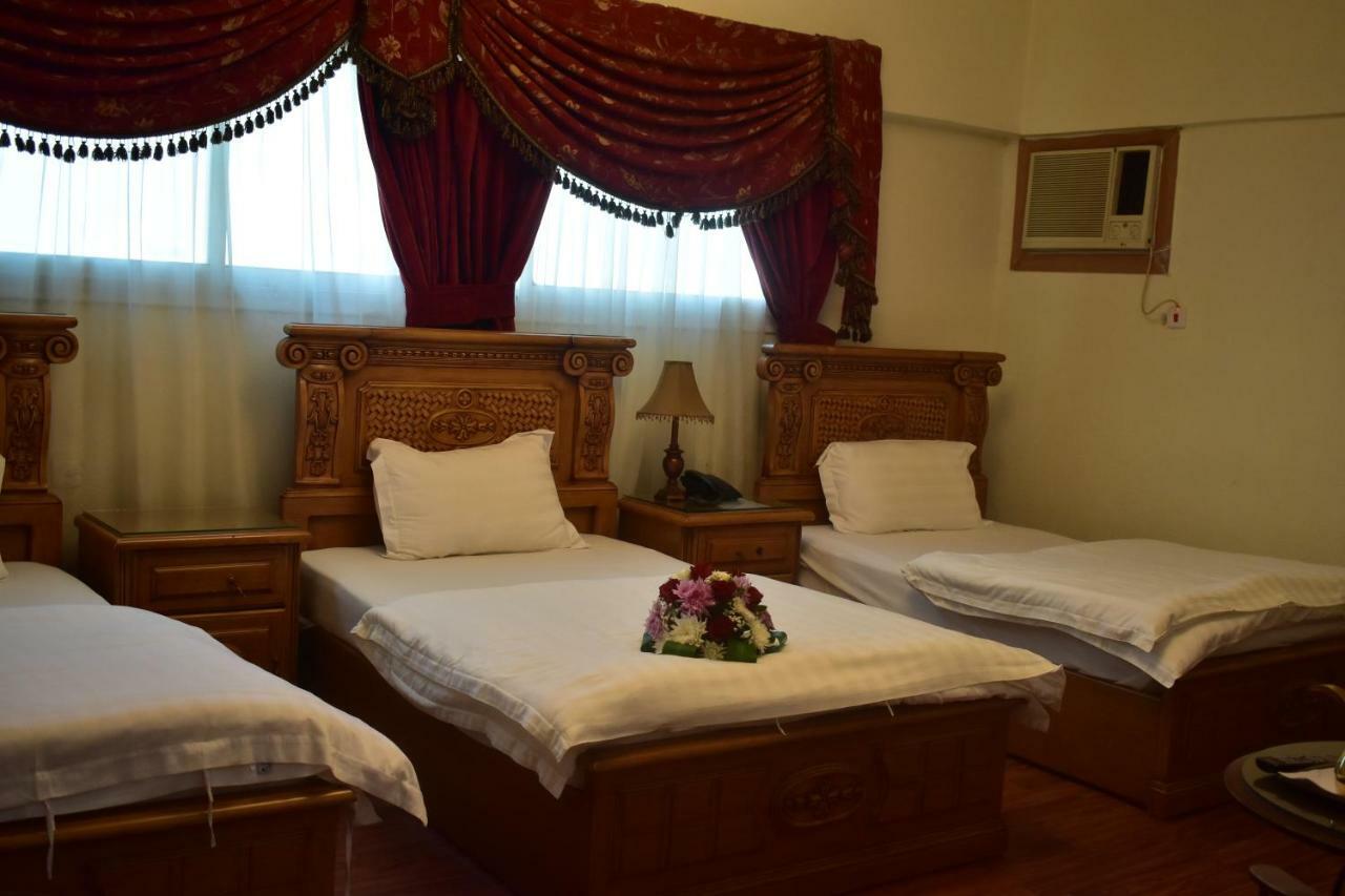 Genac Hotel Yanbu Exteriör bild